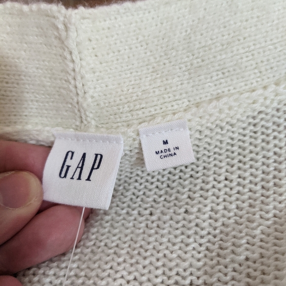 Gap Off-White V-neck Cardigan - Picture 2 of 2